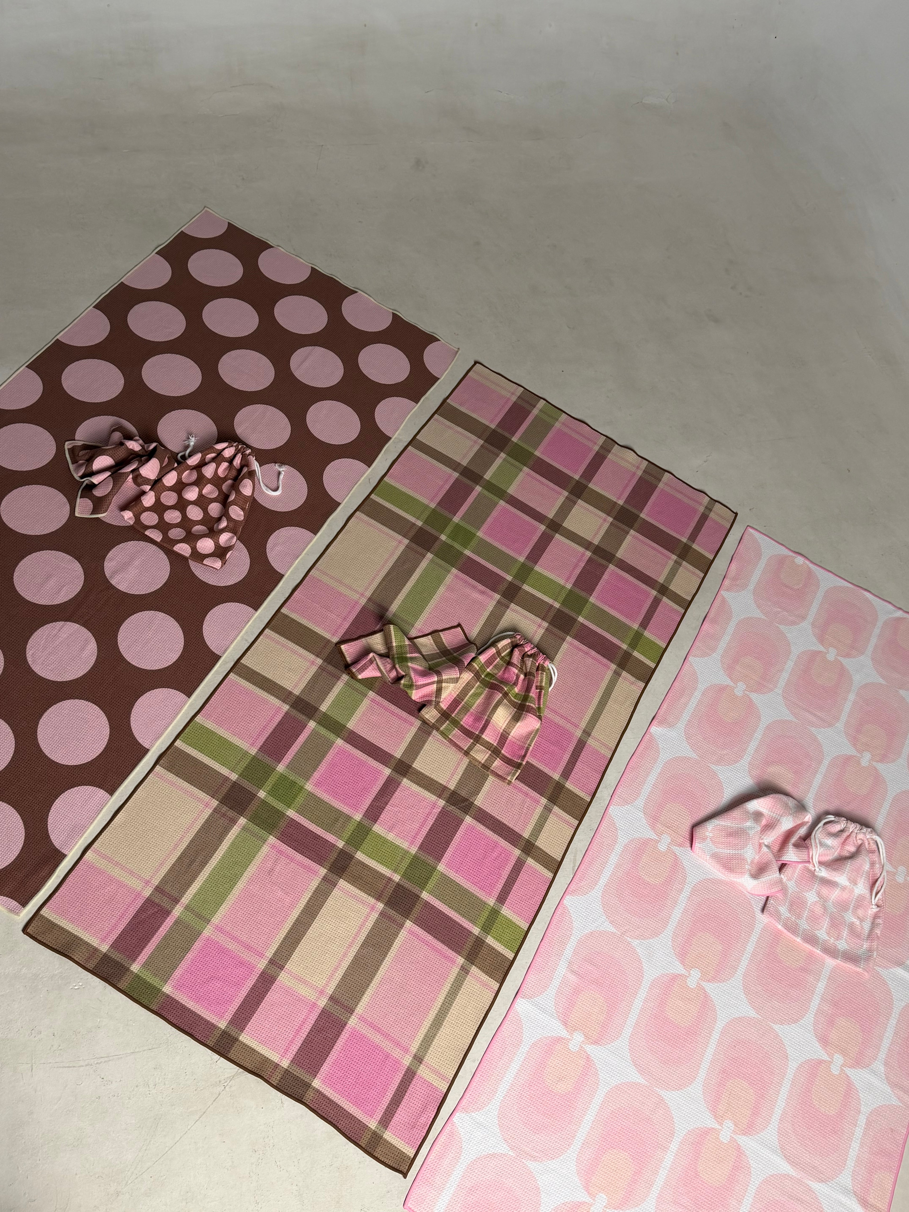 Pinky Promise - Reversible Mat Towel Kit